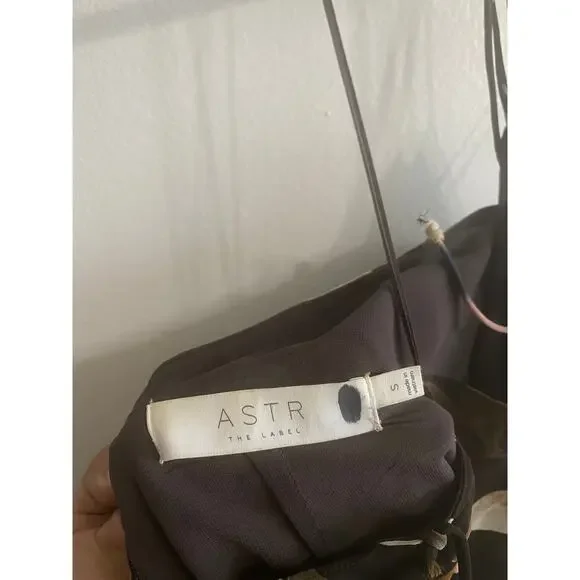 Astr the Label‎ Floral Sheer Tie Back Slit Wrap Maxi Dress - Picture 4 of 12